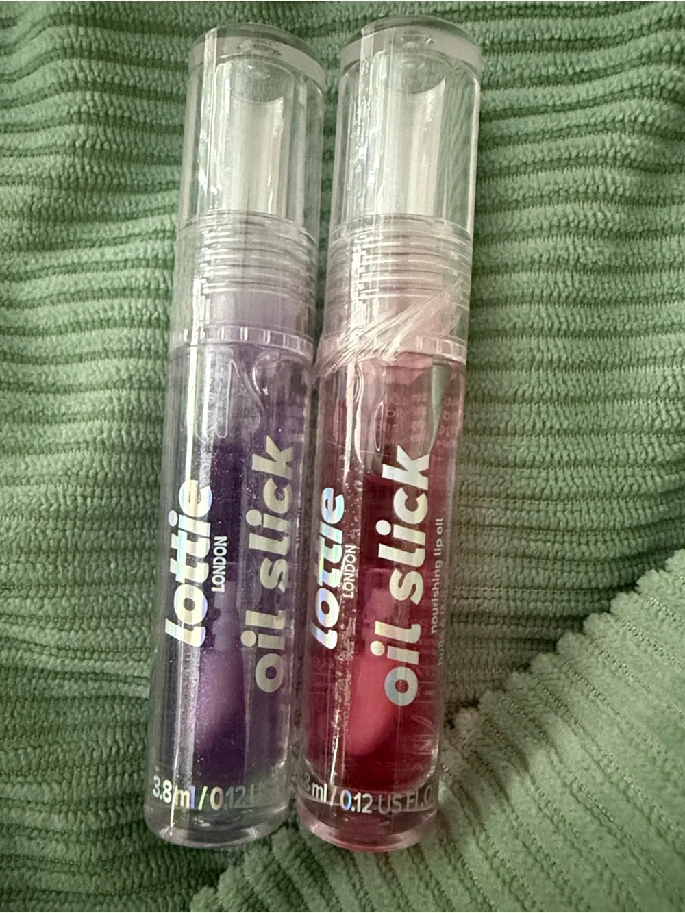 🆕 Lottie London Oil Slick Nourishing Lip Oil Duo